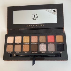 Anastasia Beverly Hills Sultry Palette
